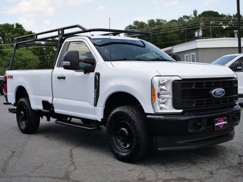 Used 2023 Ford F350 XL w/ 360-Degree Camera Package AWD/4WD image 4