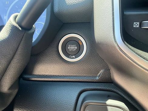 New 2026 RAM 3500 Big Horn AWD/4WD image 19