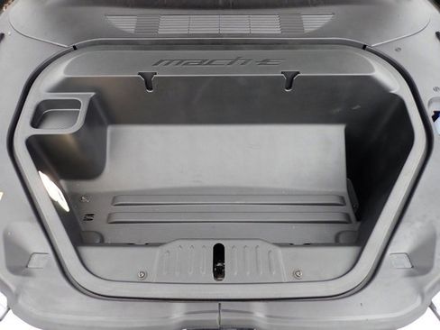 Certified 2025 Ford Mustang Mach-E Premium image 14