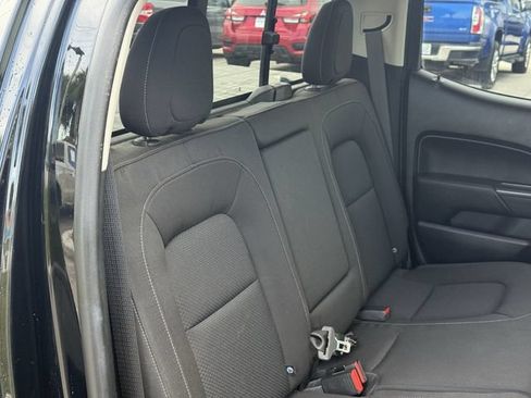 Used 2018 Chevrolet Colorado LT w/ LT Convenience Package RWD image 31