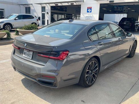 Used 2020 BMW 740i w/ M Sport Package RWD image 1