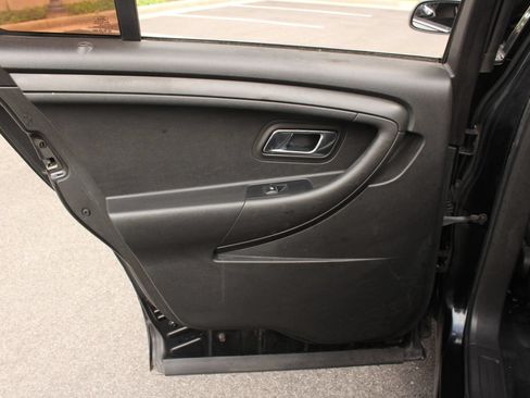 Used 2015 Ford Taurus Police Interceptor FWD image 21