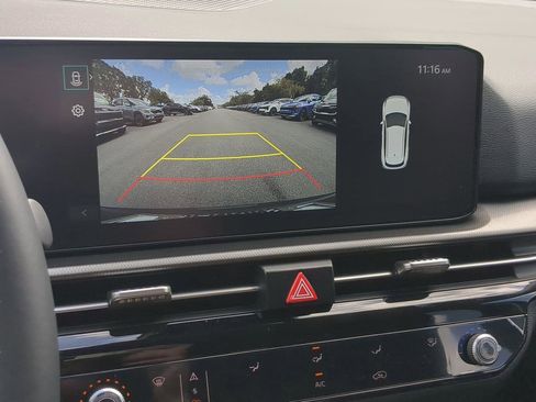 New 2026 Kia Sportage LX image 18