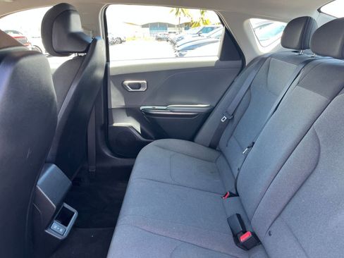 Used 2025 Kia K4 FWD image 24