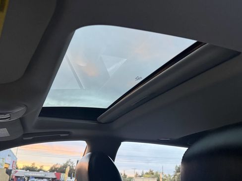 Used 2015 INFINITI QX60 AWD w/ Premium Plus Package image 11