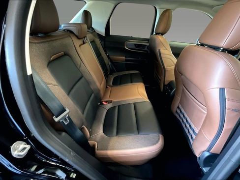 Used 2025 Ford Bronco Sport Outer Banks w/ Outer Banks Tech Package+ image 16