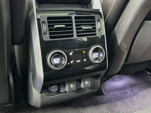 Used 2019 Land Rover Range Rover Sport HSE AWD/4WD image 27