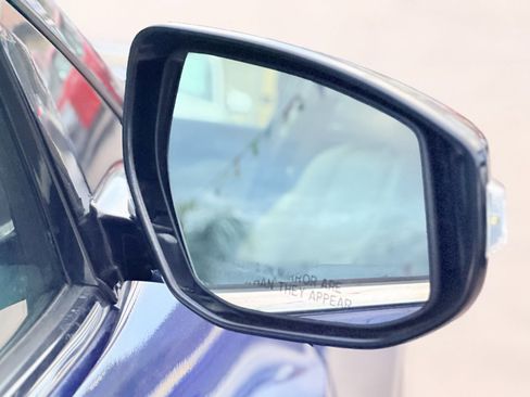 Used 2018 Nissan Maxima 3.5 SV image 14