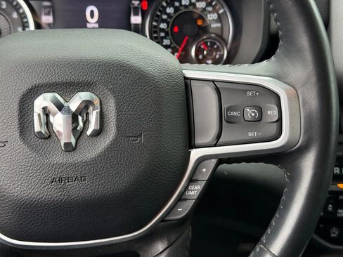 Used 2023 RAM 1500 Big Horn AWD/4WD image 17