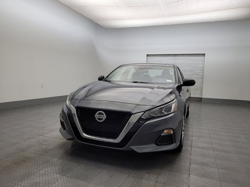 Used 2020 Nissan Altima 2.5 SR image 15