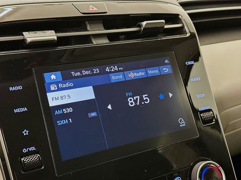 Used 2023 Hyundai Tucson SEL image 21