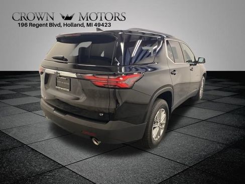 Used 2023 Chevrolet Traverse LT AWD/4WD image 8