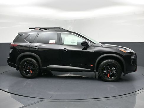 New 2026 Nissan Rogue SV w/ Rock Creek Premium Package image 26