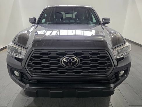Used 2021 Toyota Tacoma TRD Off-Road AWD/4WD image 8