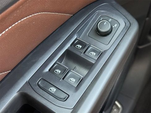 Used 2022 Volkswagen Atlas SE w/ Panoramic Sunroof Package image 21