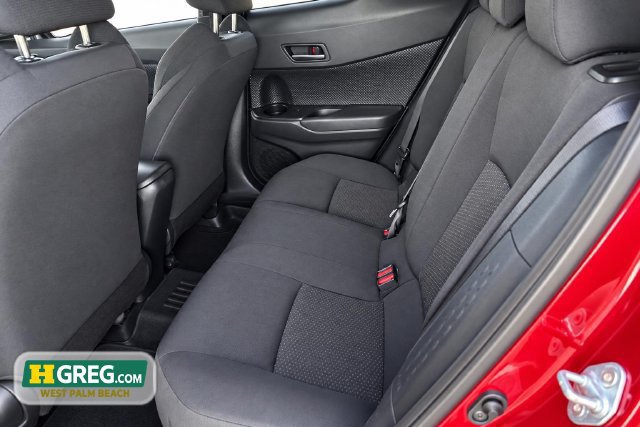Used 2019 Toyota C-HR XLE FWD image 11
