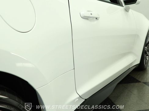 Used 2023 Chevrolet Camaro ZL1 RWD image 27