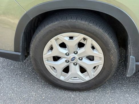 Used 2019 Subaru Forester w/ Alloy Wheel Package AWD/4WD image 5