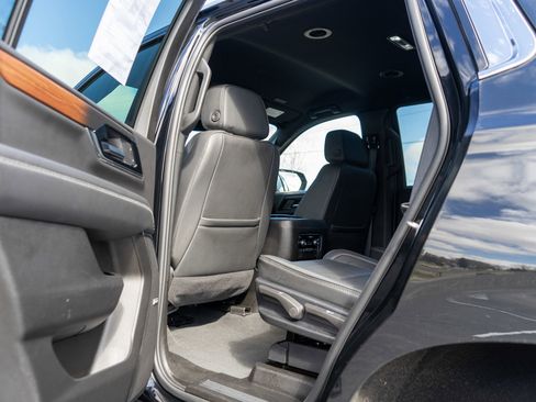 Used 2025 GMC Yukon Denali image 28