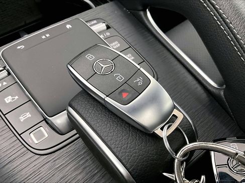 Used 2026 Mercedes-Benz GLE 450 4MATIC image 12