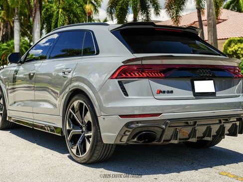 Used 2024 Audi RS Q8 AWD/4WD image 6