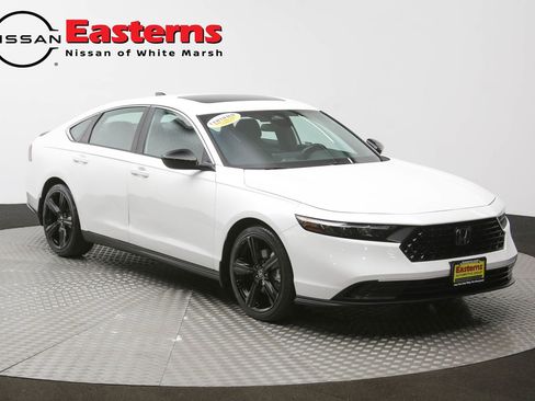 Used 2024 Honda Accord Sport image 3