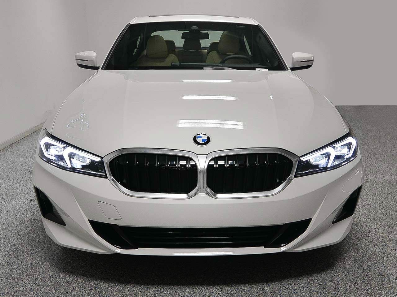 Used 2026 BMW 330i Sedan RWD image 2