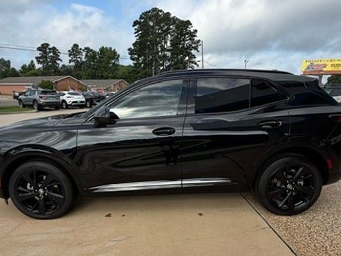 Used 2023 Buick Envision Essence w/ Sport Touring Package AWD/4WD image 4