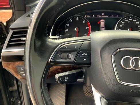 Used 2017 Audi Q7 3.0T Premium image 21