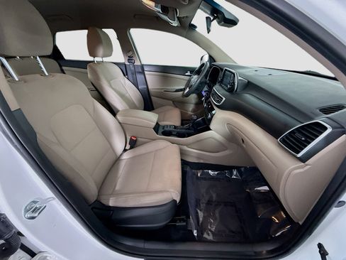 Used 2021 Hyundai Tucson SE image 28