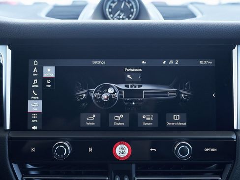 Used 2024 Porsche Macan image 56