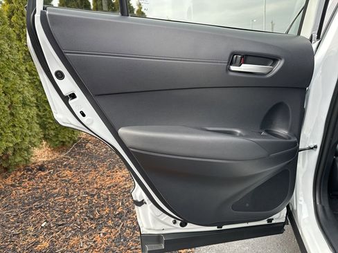 Certified 2024 Toyota Corolla Cross XSE image 9