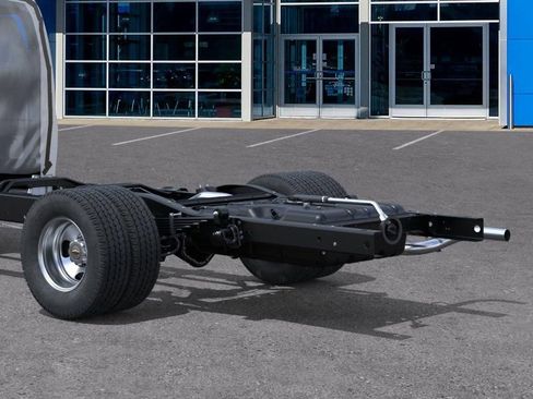 New 2025 Chevrolet Express 3500 w/ Power Convenience Package image 13