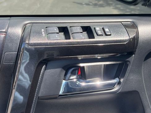 Used 2019 Toyota 4Runner TRD Off-Road Premium AWD/4WD image 29