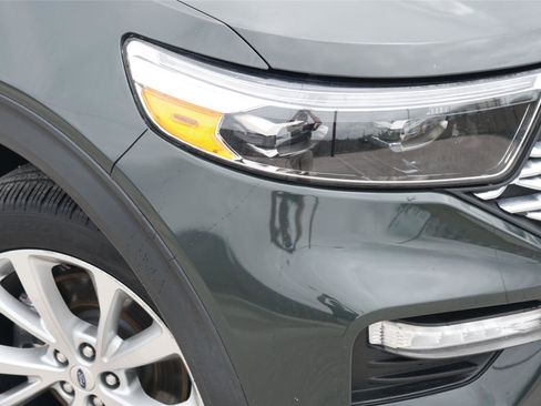 Certified 2022 Ford Explorer Platinum w/ Premium Technology Package AWD/4WD image 3