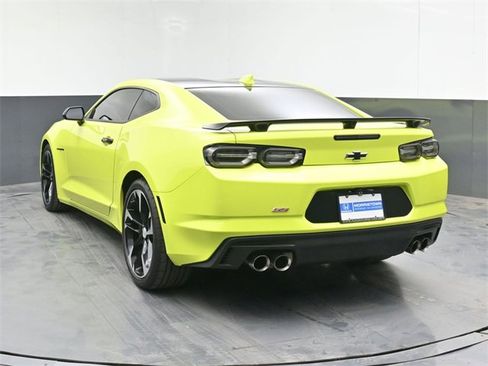 Used 2021 Chevrolet Camaro SS image 7