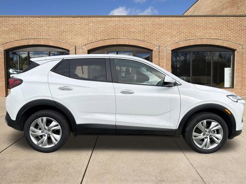 Used 2025 Buick Encore GX Preferred image 35