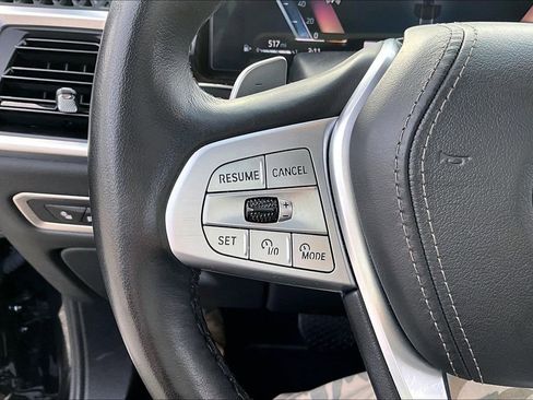 Used 2025 BMW X7 xDrive40i image 11