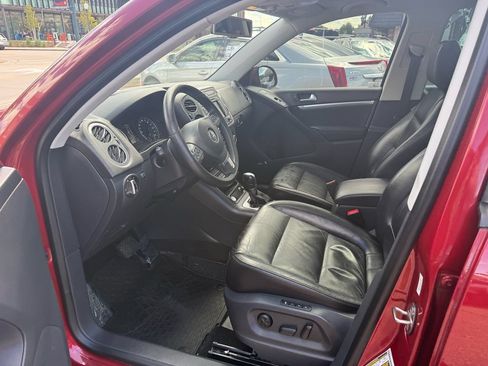 Used 2012 Volkswagen Tiguan SEL AWD/4WD image 12