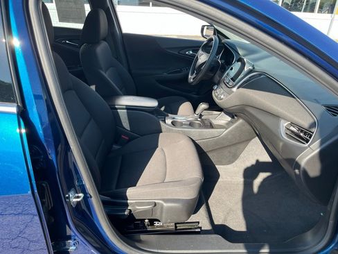 Used 2019 Chevrolet Malibu LS FWD image 35