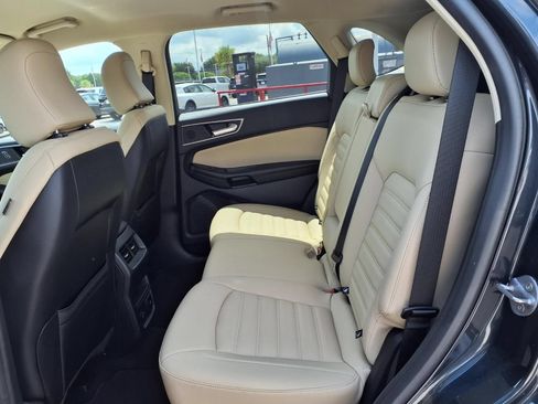 Used 2022 Ford Edge SEL w/ Convenience Package AWD/4WD image 18