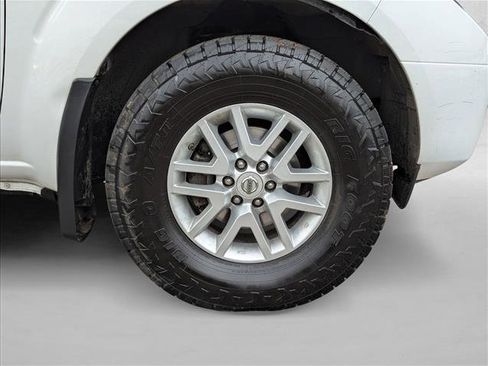 Used 2019 Nissan Frontier SV image 22