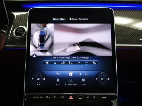 Used 2024 Mercedes-Benz S 63 AMG S w/ Carbon Fiber Exterior Package image 19