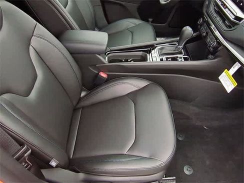 New 2026 Jeep Compass Limited image 22