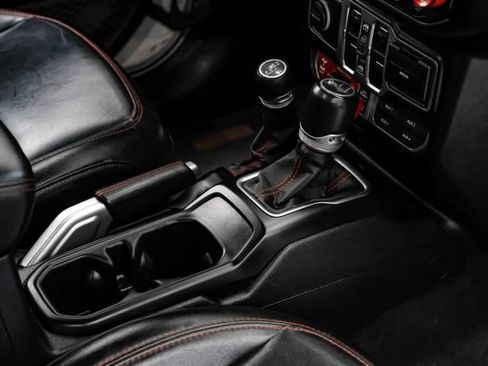 Used 2021 Jeep Wrangler Unlimited Rubicon AWD/4WD image 21