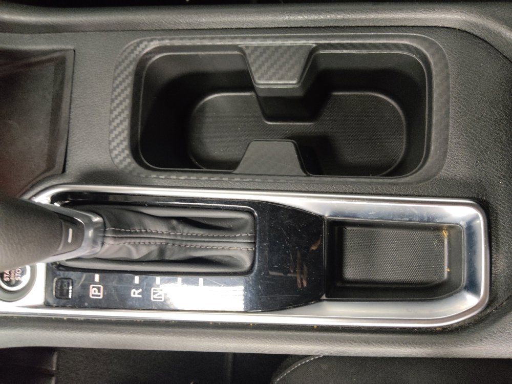 Used 2025 Nissan Sentra SV FWD image 26