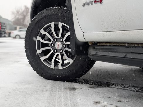 Used 2022 GMC Sierra 1500 AT4 w/ AT4 Preferred Package image 8