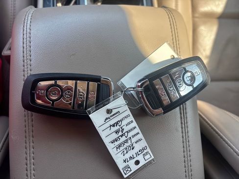 Used 2022 Lincoln Corsair Reserve w/ Elements Package image 14