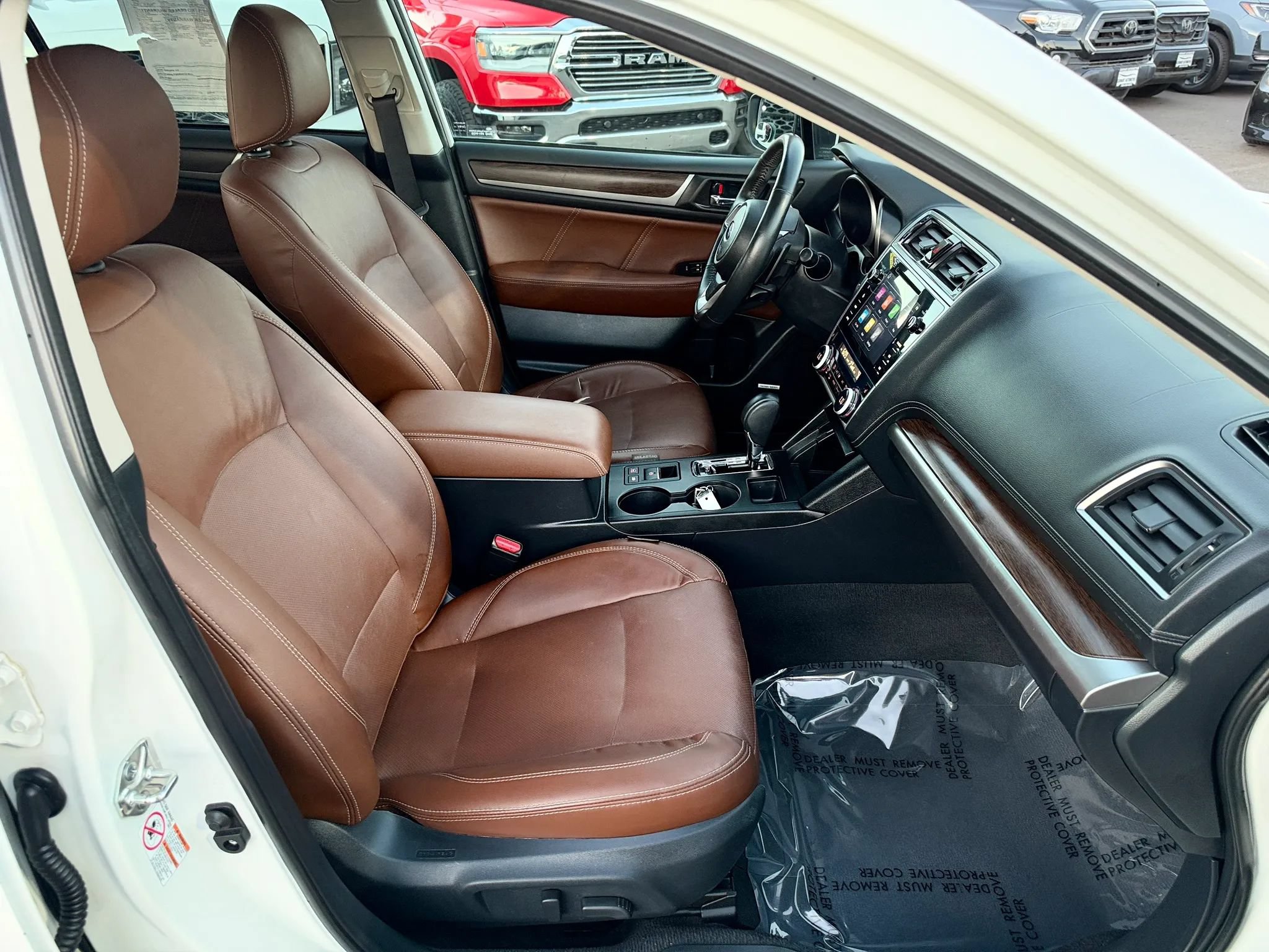 Used 2018 Subaru Outback 3.6R Touring AWD/4WD image 22