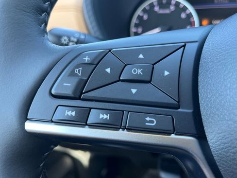 New 2025 Nissan Sentra SV image 10